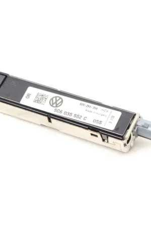 Clearance VW Right Antenna Booster (Jetta) 5C6035552C